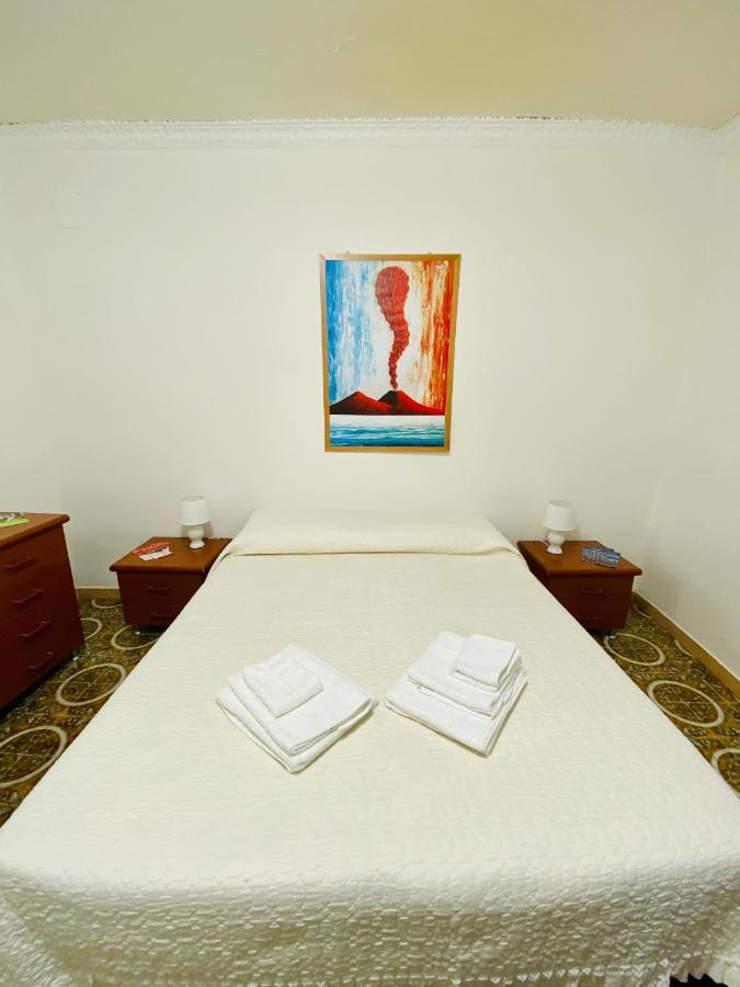 Quartieri Spagnoli Homecasa Vacanze Naples Exterior photo